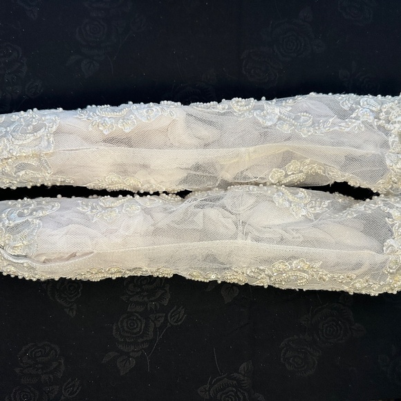 VINTAGE 1990s Mori Lee Wedding Dress Beaded Pearl Off Shoulder Bow 9' Train - S - Picture 10 of 16